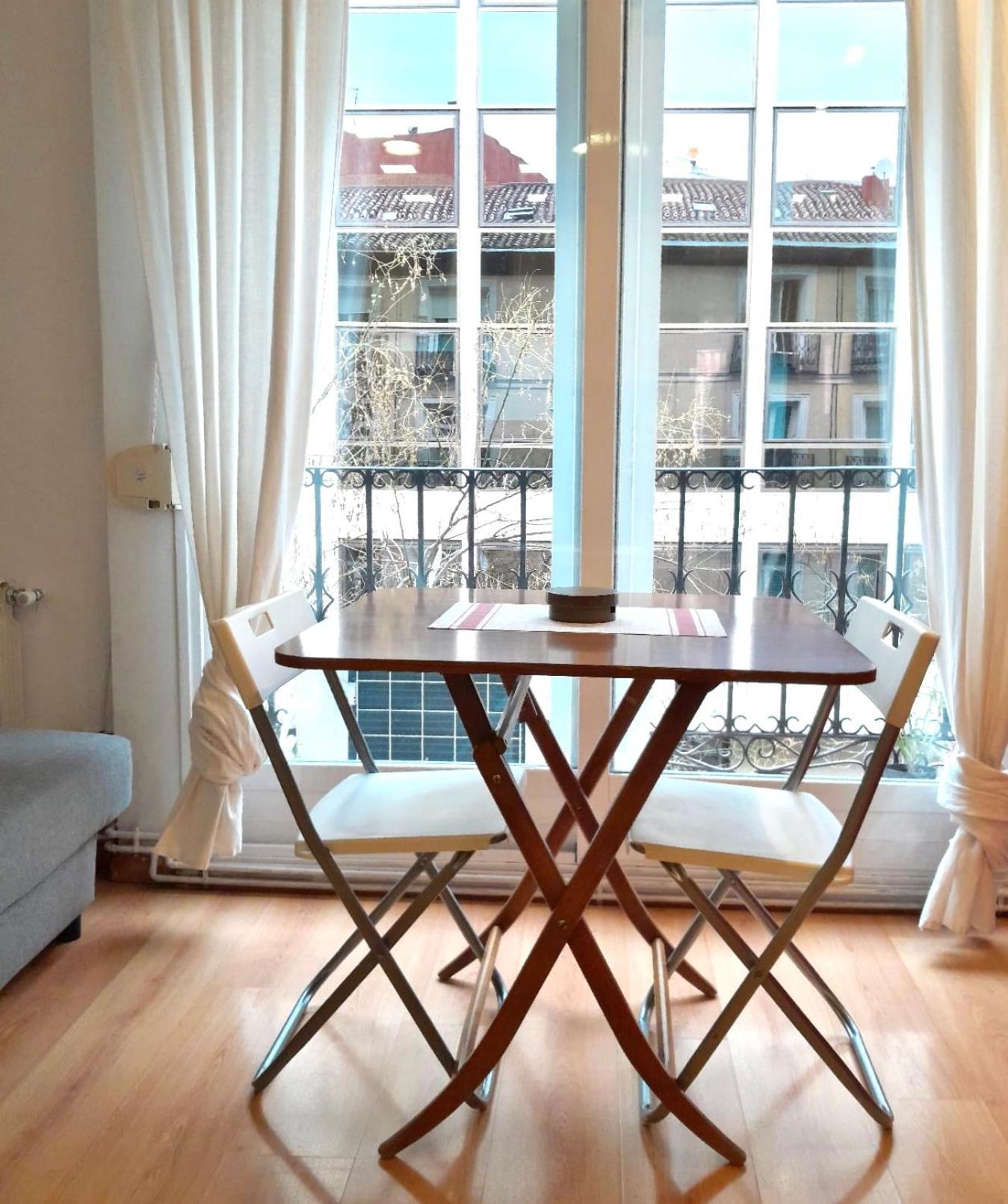 Apartamento Con Encanto Y Luz En Pleno Centro Madrid Extérieur photo